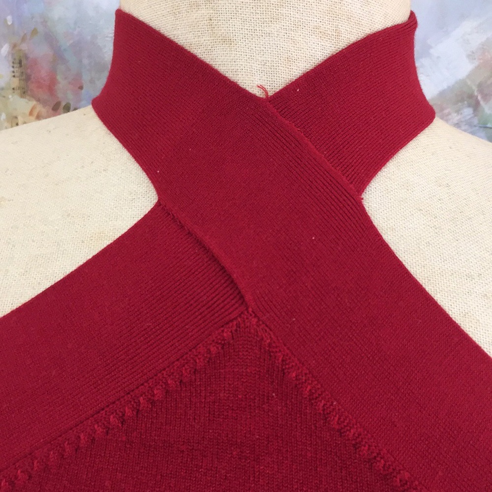 Yuka Sequin Side Mock Crisscross Neck Halter Top - Picture 7 of 10